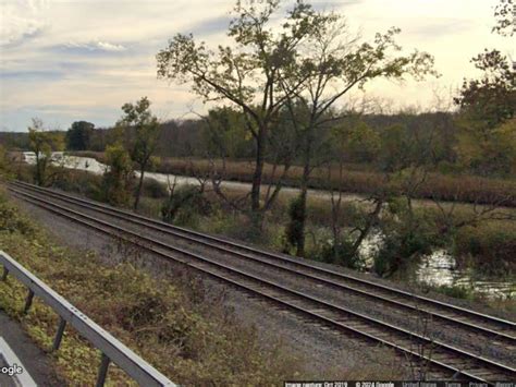 Man hit, killed by Amtrak train